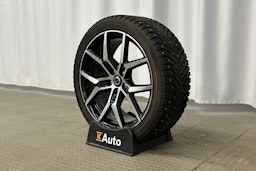 valkoinen Volvo S60 2022 kuva 13.
