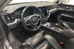 harmaa Volvo S60 2022 kuva 3.