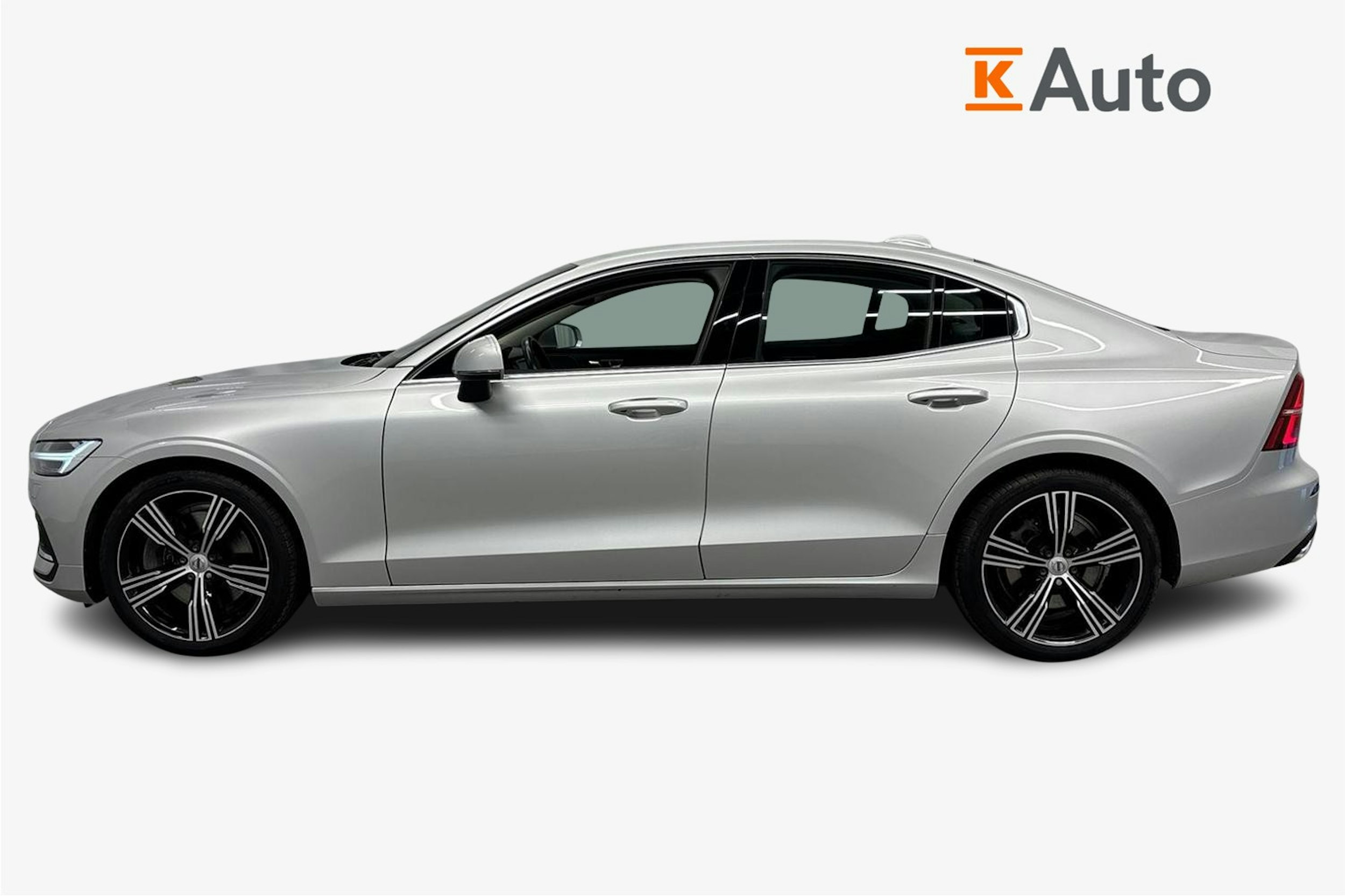 harmaa Volvo S60 2022 kuva 6.