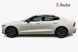 valkoinen Volvo S60 2022 kuva 6.