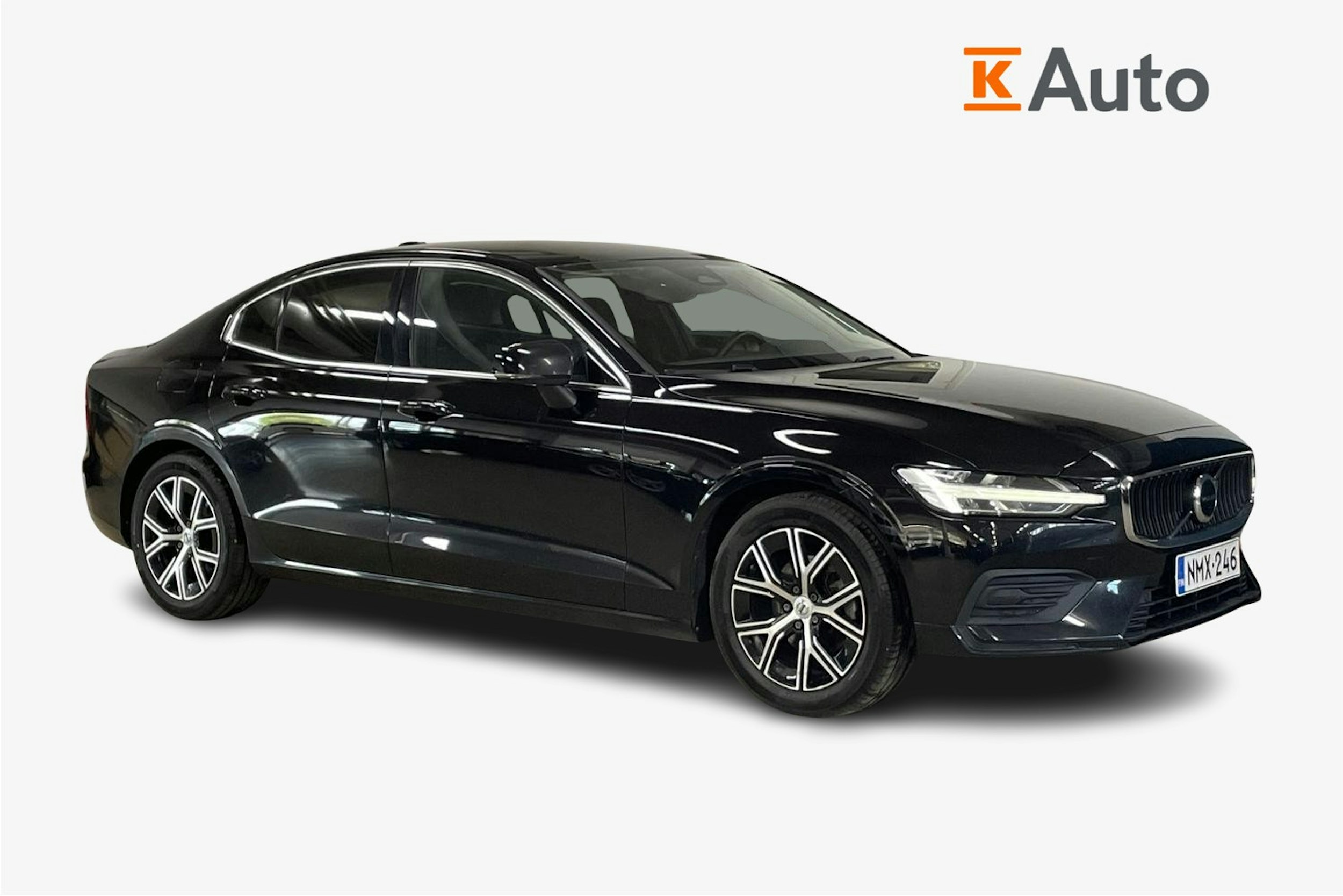 Musta Volvo S60 2023 kuva 1.