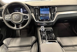 met. harmaa Volvo S60 2024 kuva 9.