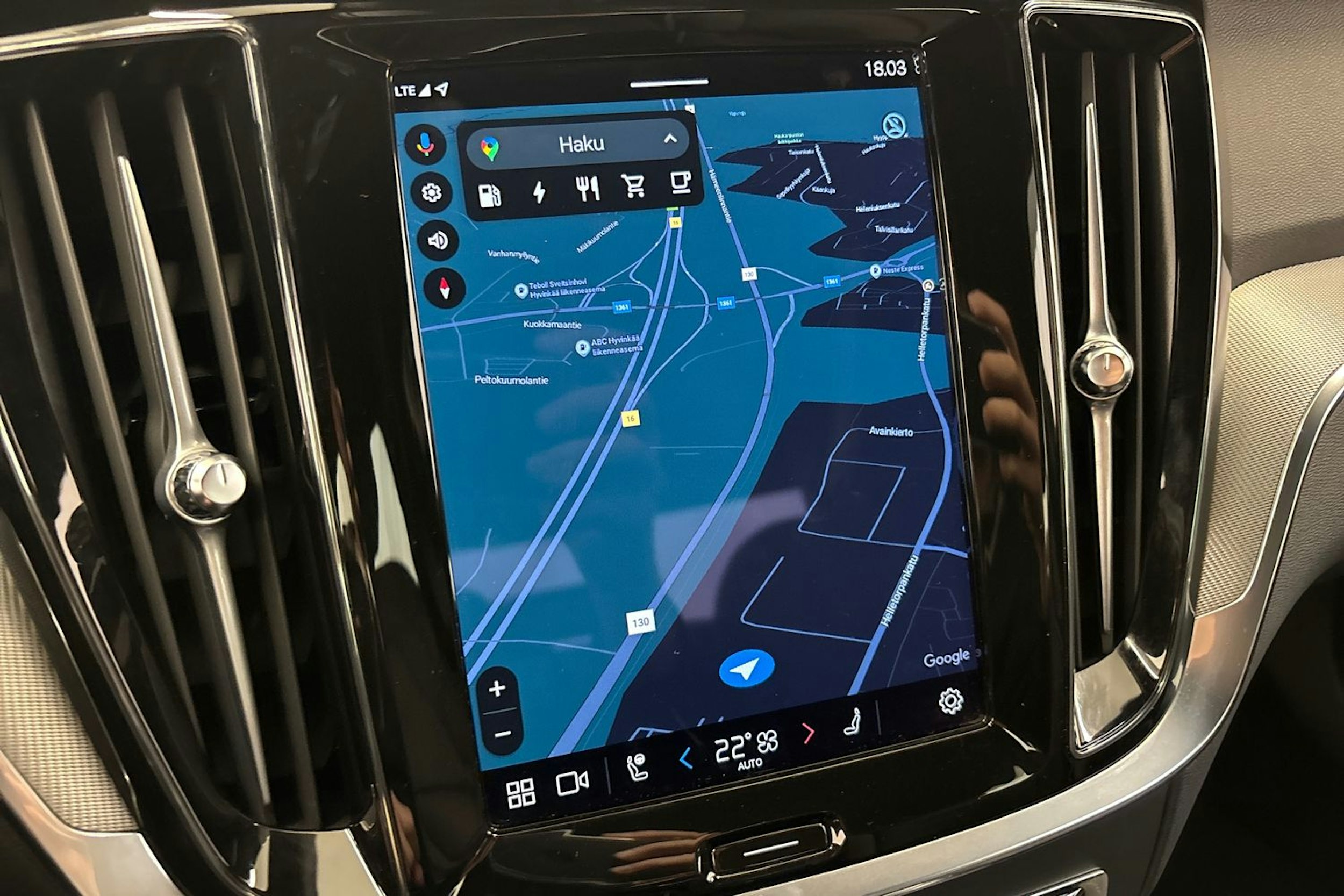 met. harmaa Volvo S60 2024 kuva 27.