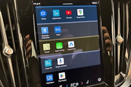 met. harmaa Volvo S60 2024 kuva 30.