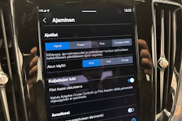 met. harmaa Volvo S60 2024 kuva 31.