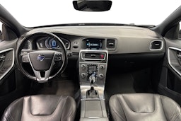 musta Volvo S60 Cross Country 2016 kuva 7.