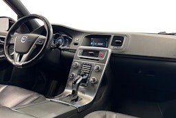 musta Volvo S60 Cross Country 2016 kuva 8.