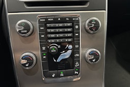 musta Volvo S60 Cross Country 2016 kuva 19.