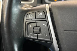 Musta Volvo S60 Cross Country 2018 kuva 9.