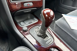 sininen Volvo S70 2000 kuva 9.