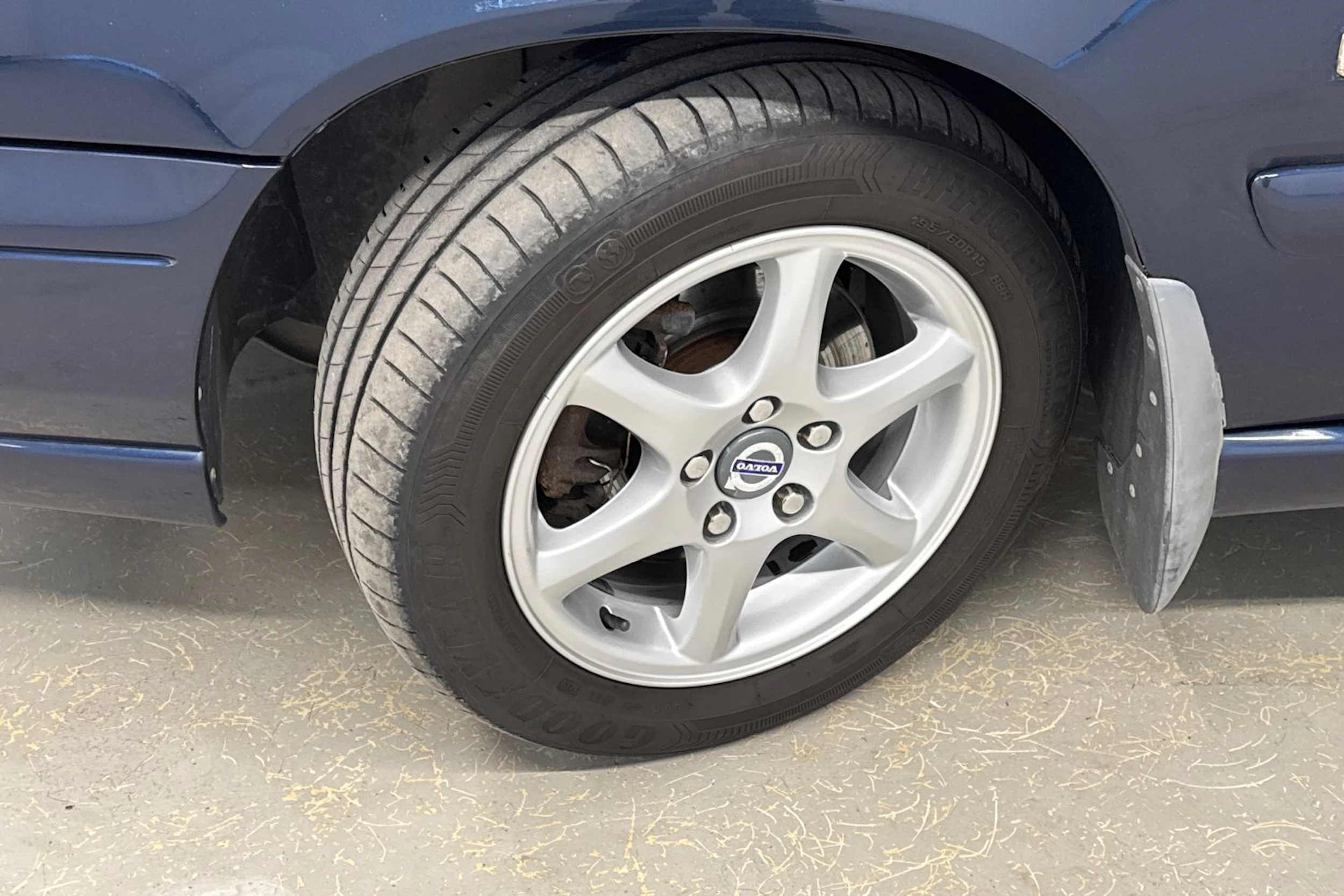 sininen Volvo S70 2000 kuva 10.