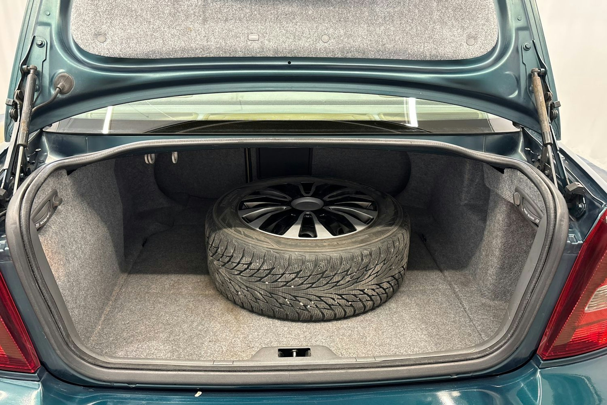 vihreä Volvo S80 2001 kuva 14.