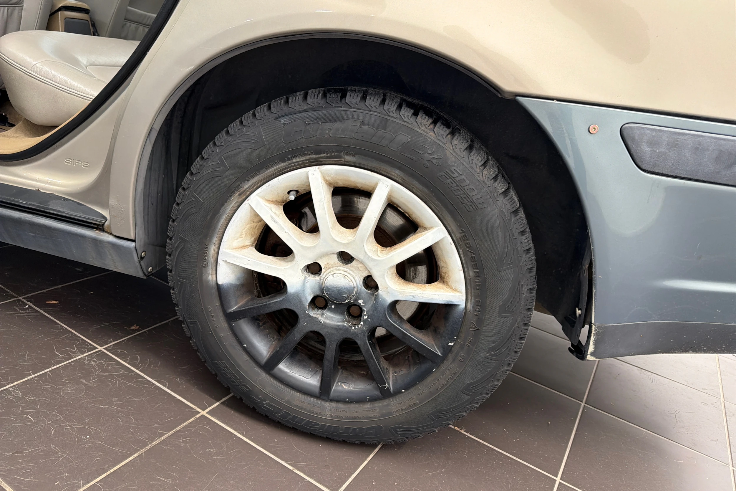 Ruskea (beige) Volvo S80 2001 kuva 10.