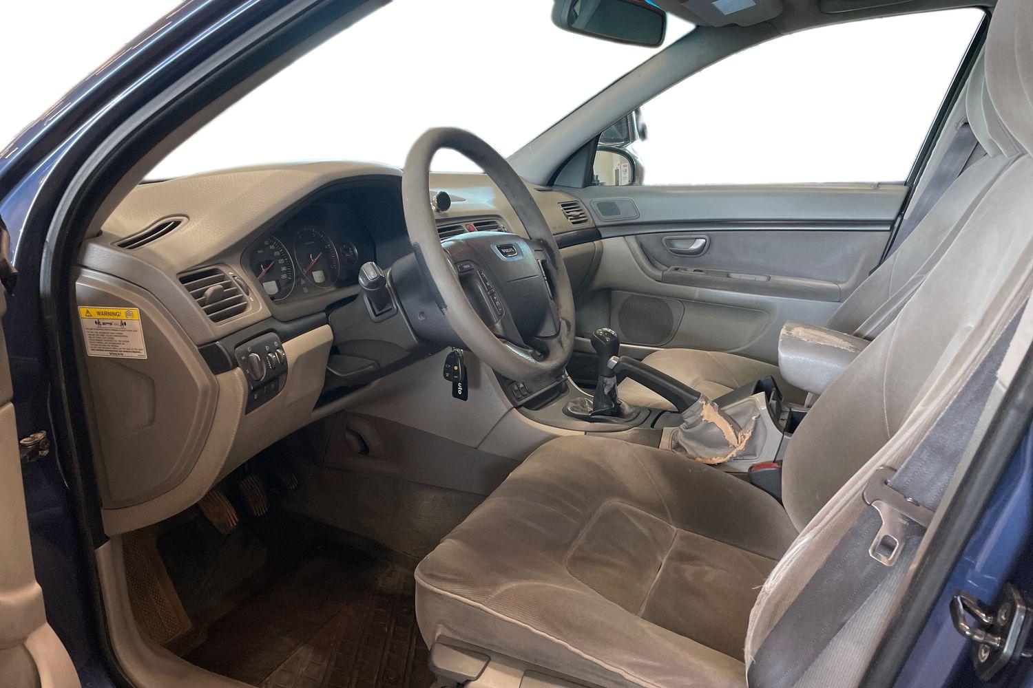Volvo S80 2,4D Business 2002, kuva 6/24
