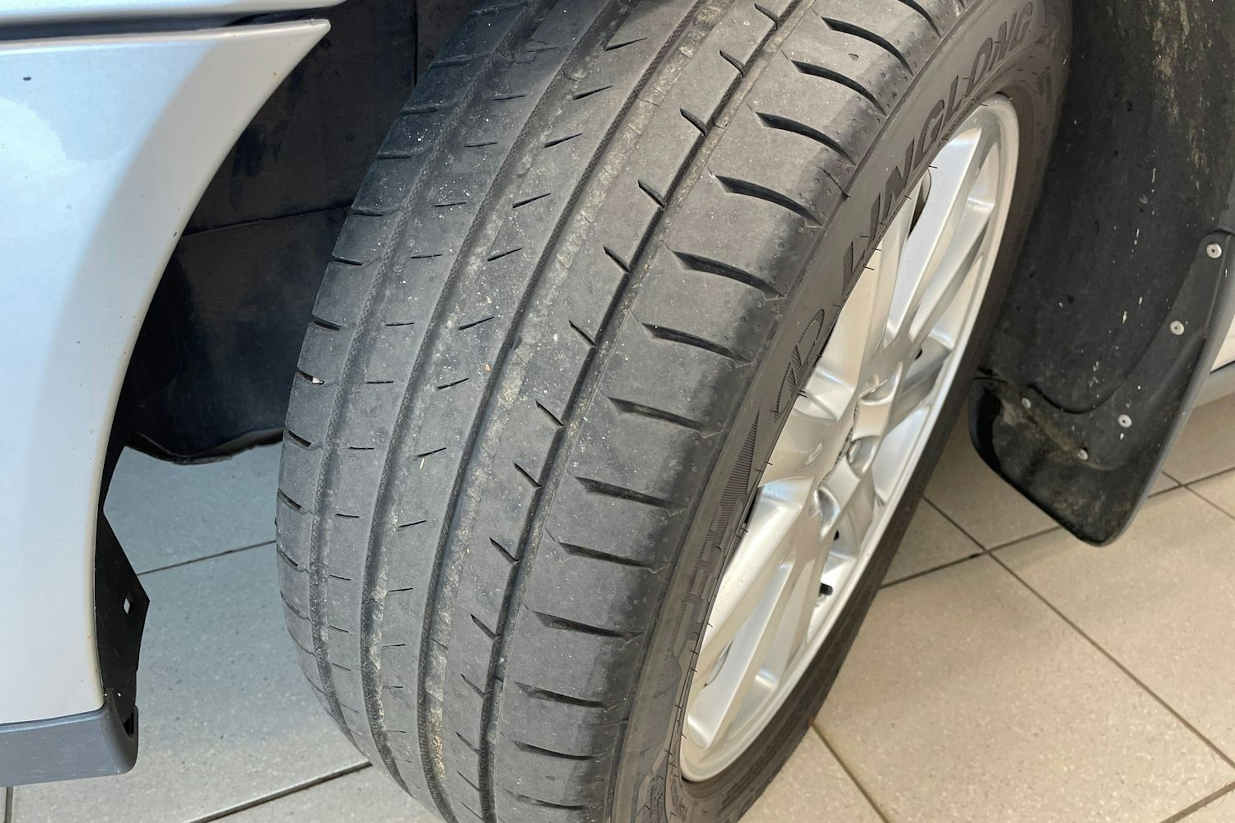 harmaa Volvo S80 2006 kuva 13.