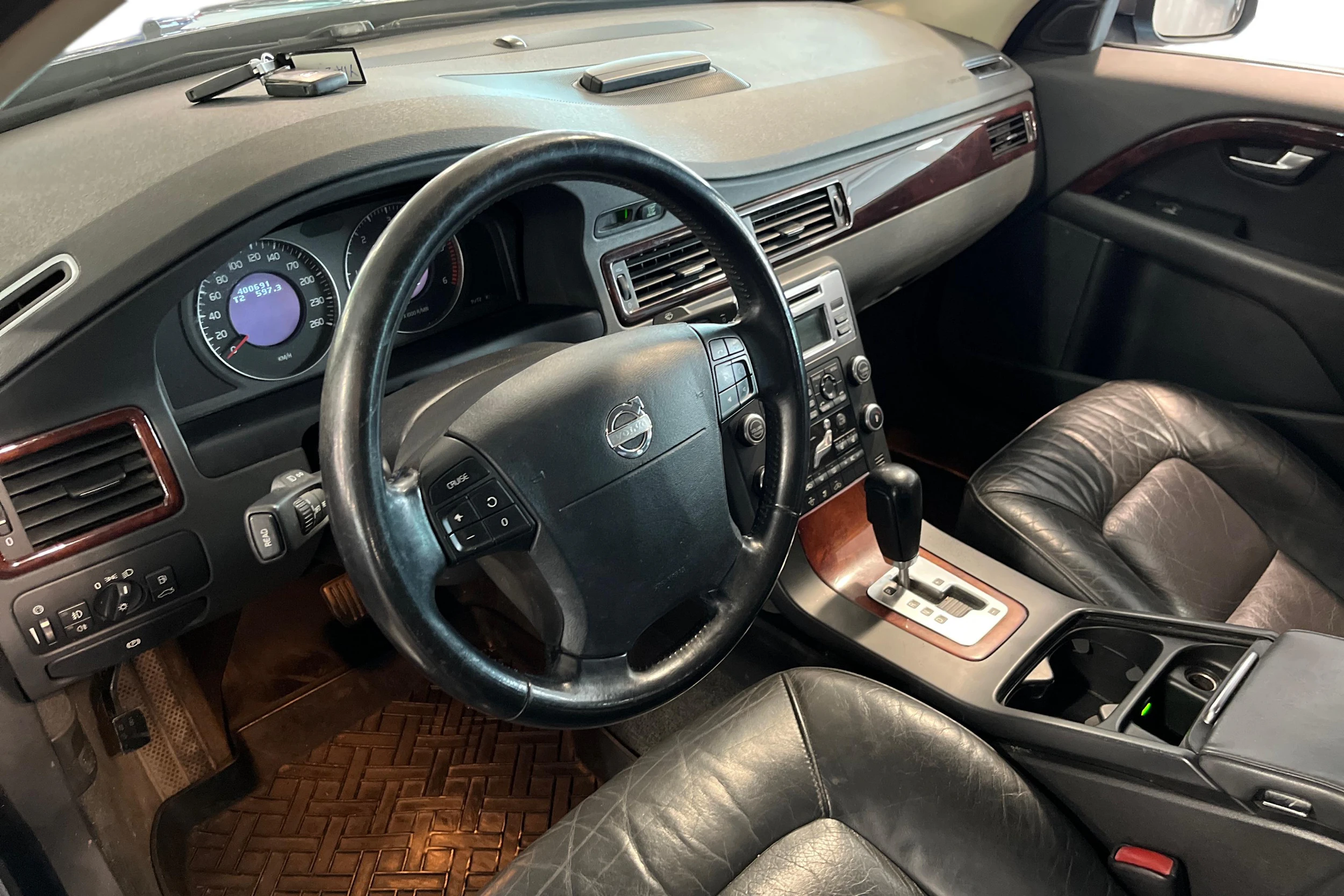 Harmaa Volvo S80 2007 kuva 6.