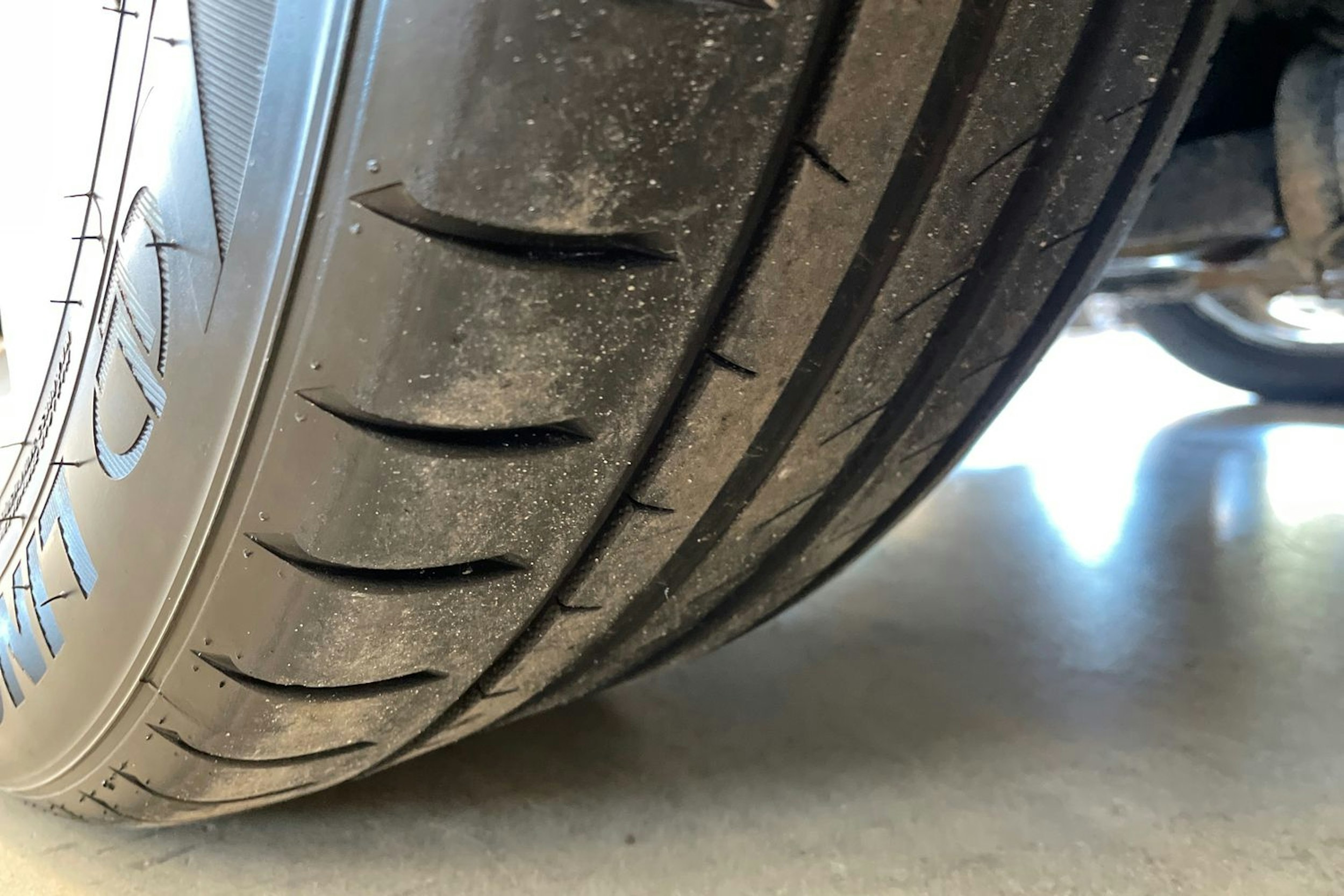 Harmaa Volvo S80 2008 kuva 13.