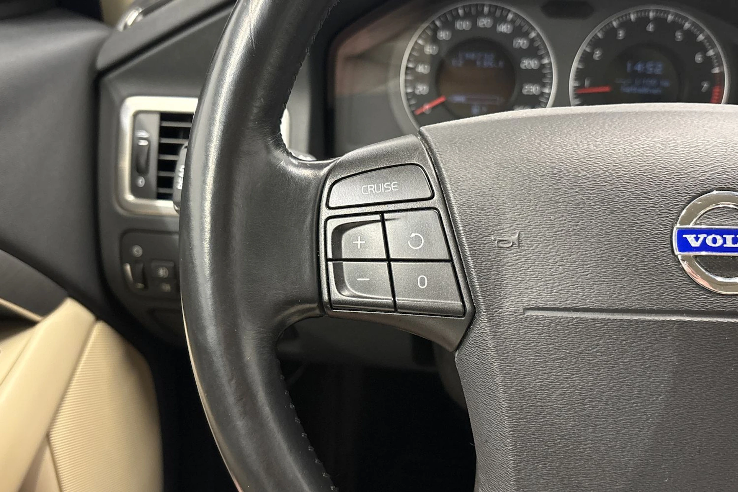 harmaa Volvo S80 2008 kuva 15.