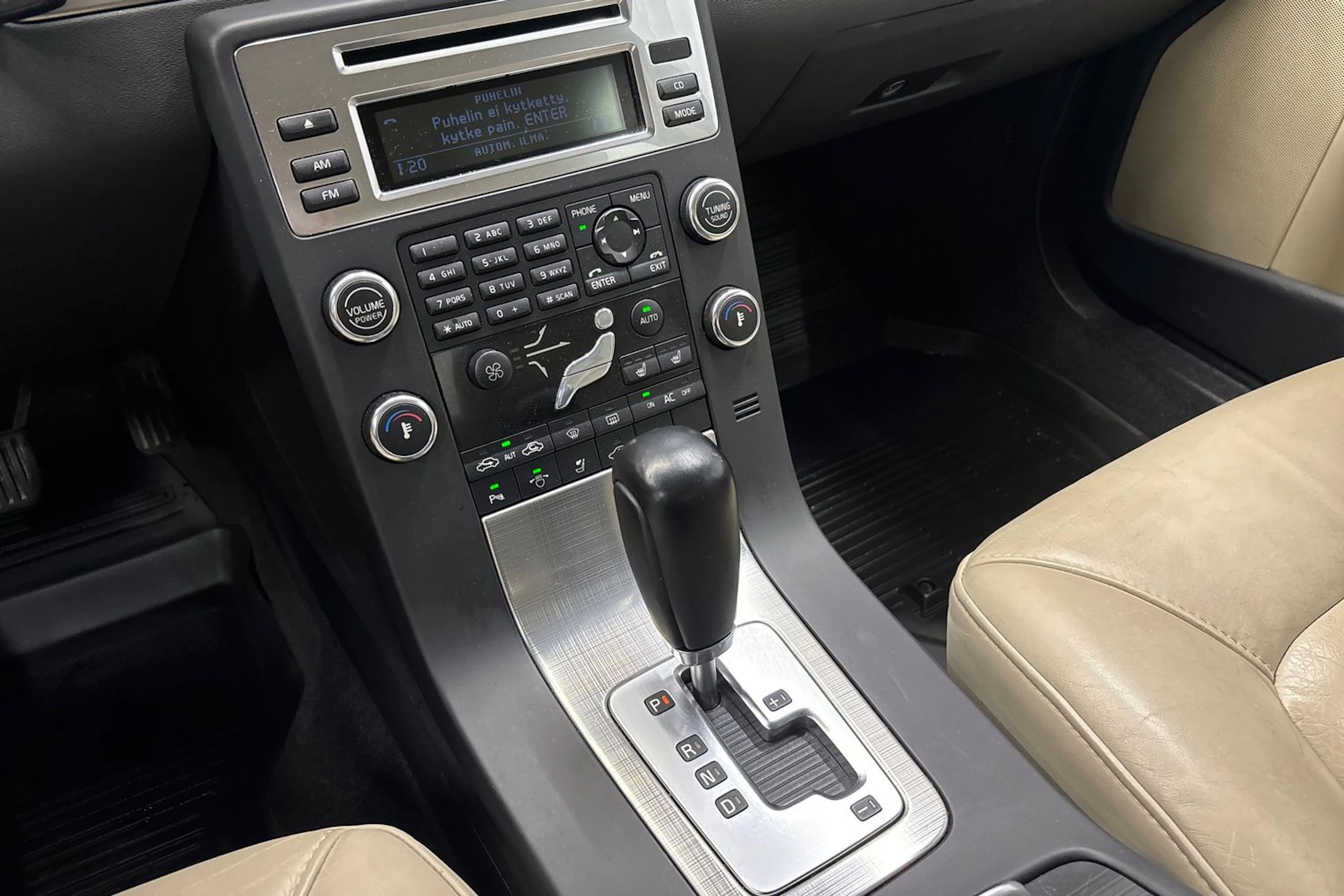 harmaa Volvo S80 2008 kuva 17.