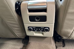 musta Volvo S80 2010 kuva 19.