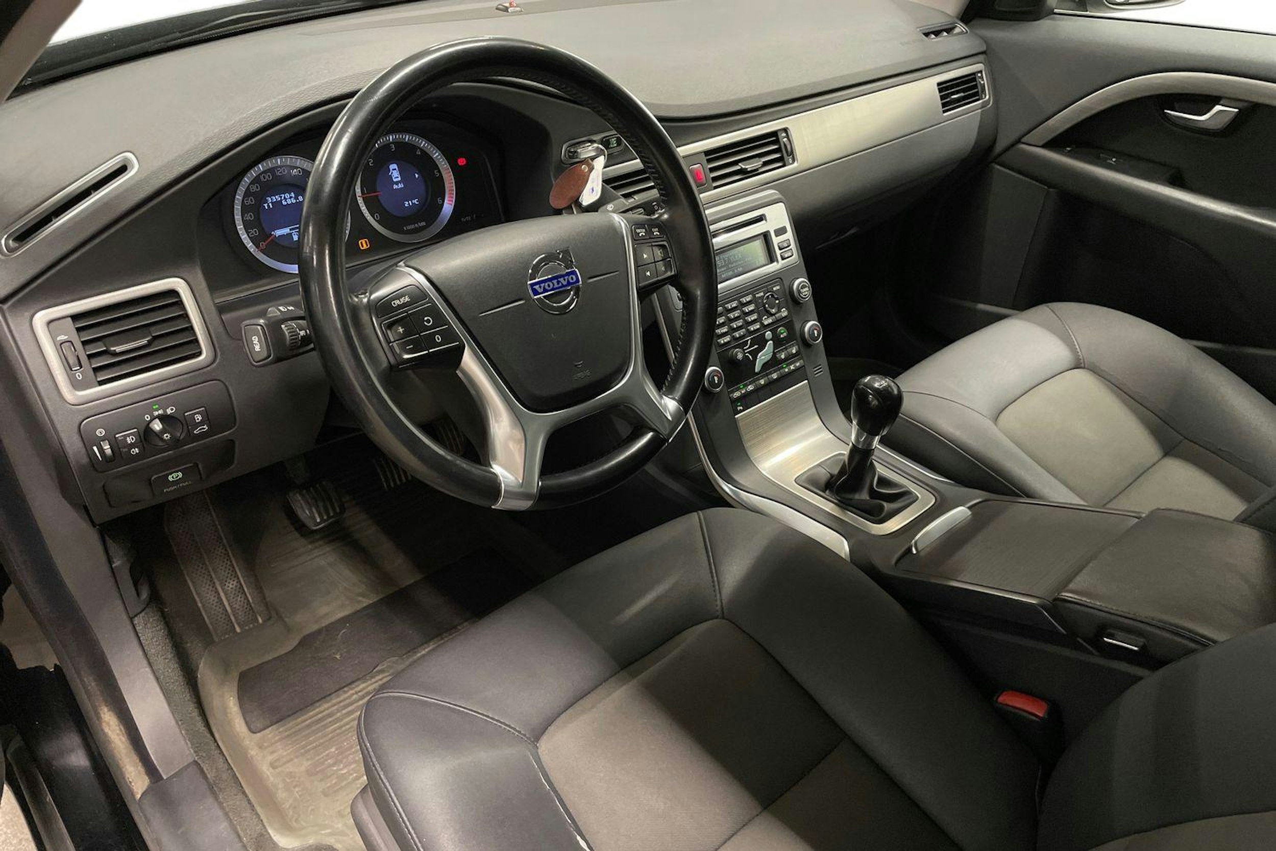 musta Volvo S80 2011 kuva 7.