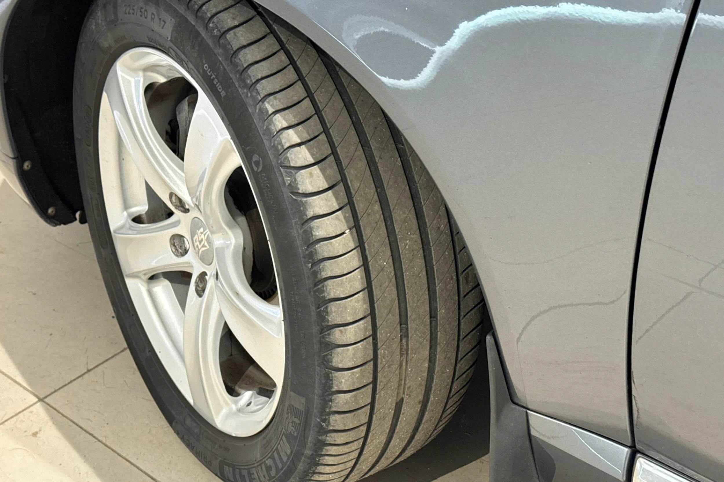harmaa Volvo S80 2010 kuva 13.