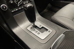 valkoinen Volvo S80 2011 kuva 17.
