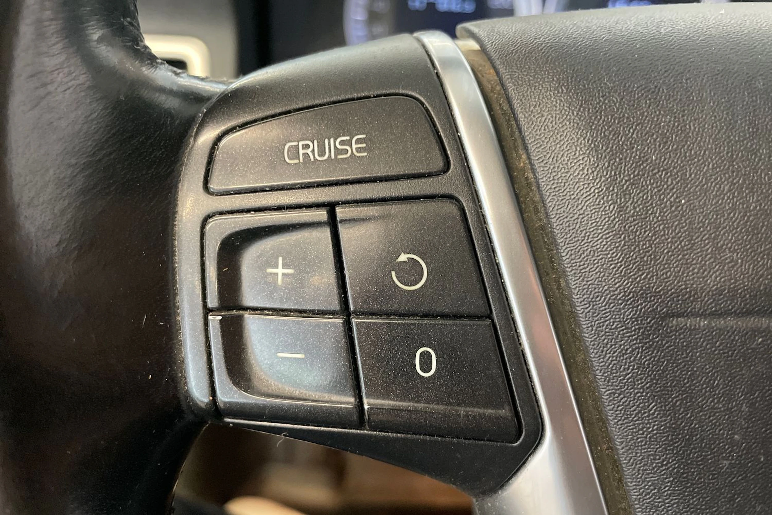 Musta Volvo S80 2011 kuva 14.