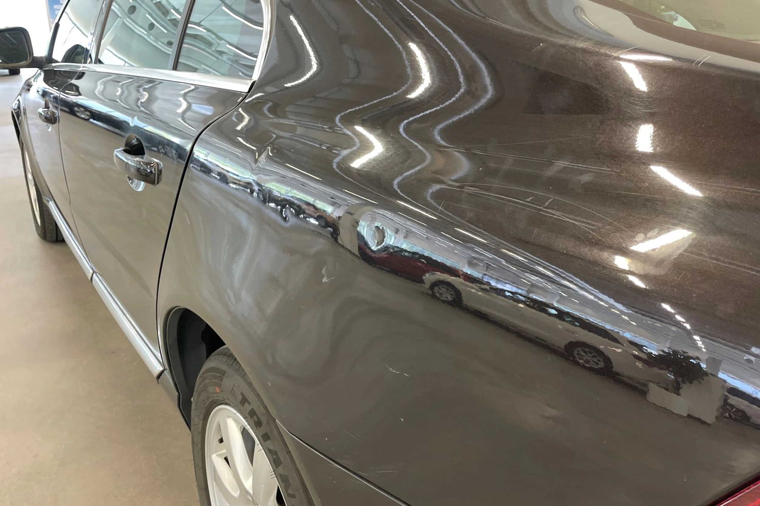 Musta Volvo S80 2011 kuva 36.