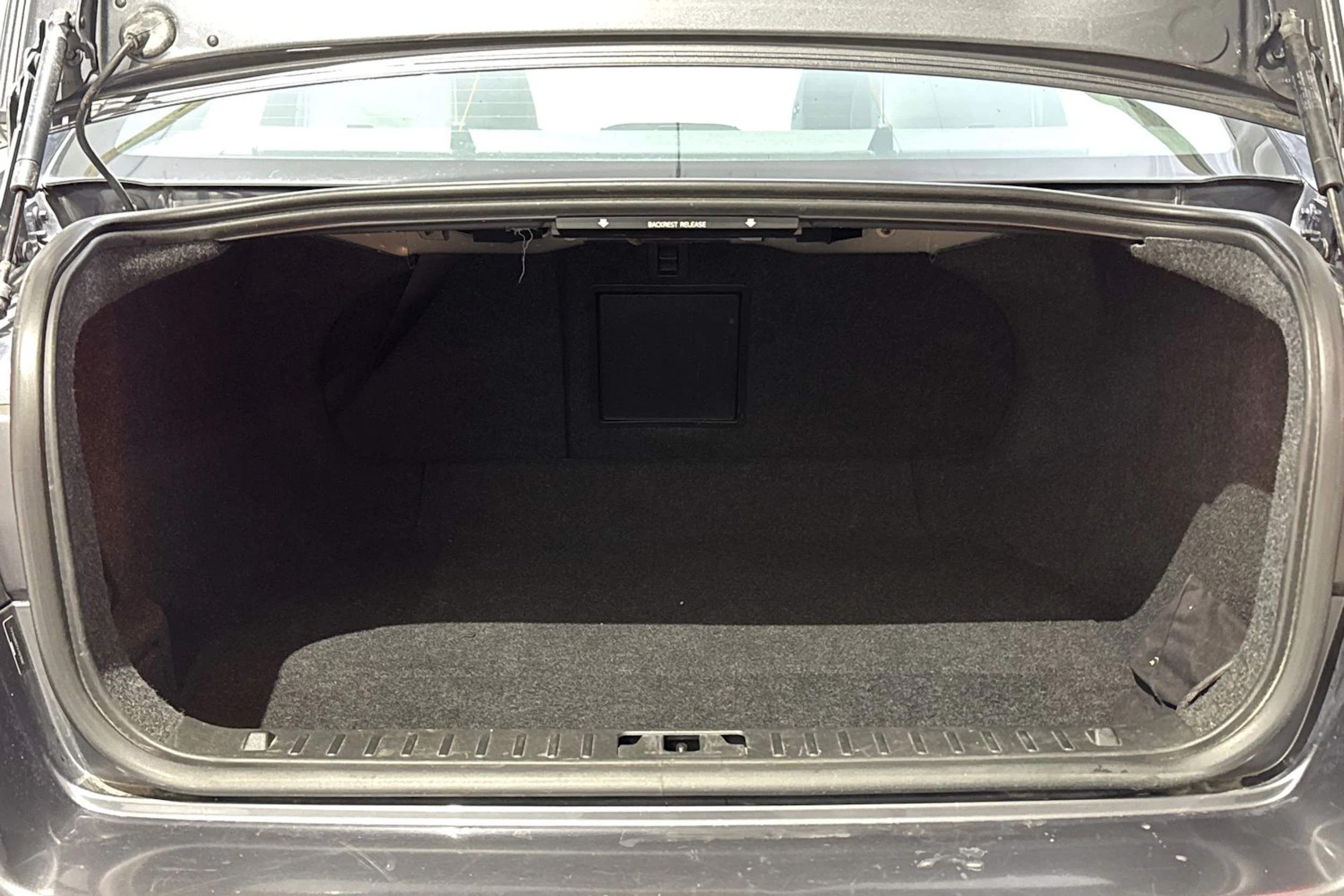 harmaa Volvo S80 2011 kuva 16.