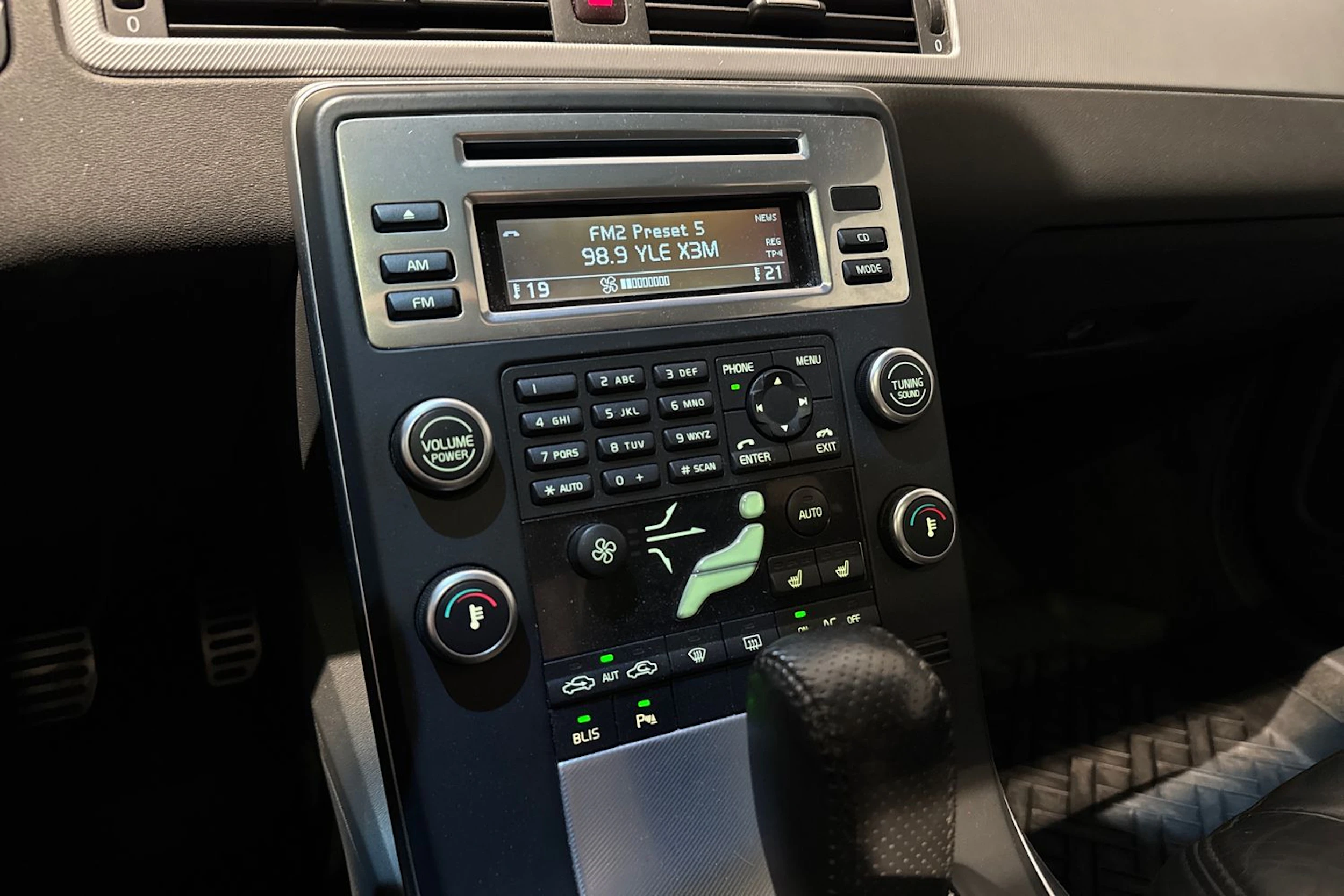 harmaa Volvo S80 2011 kuva 24.