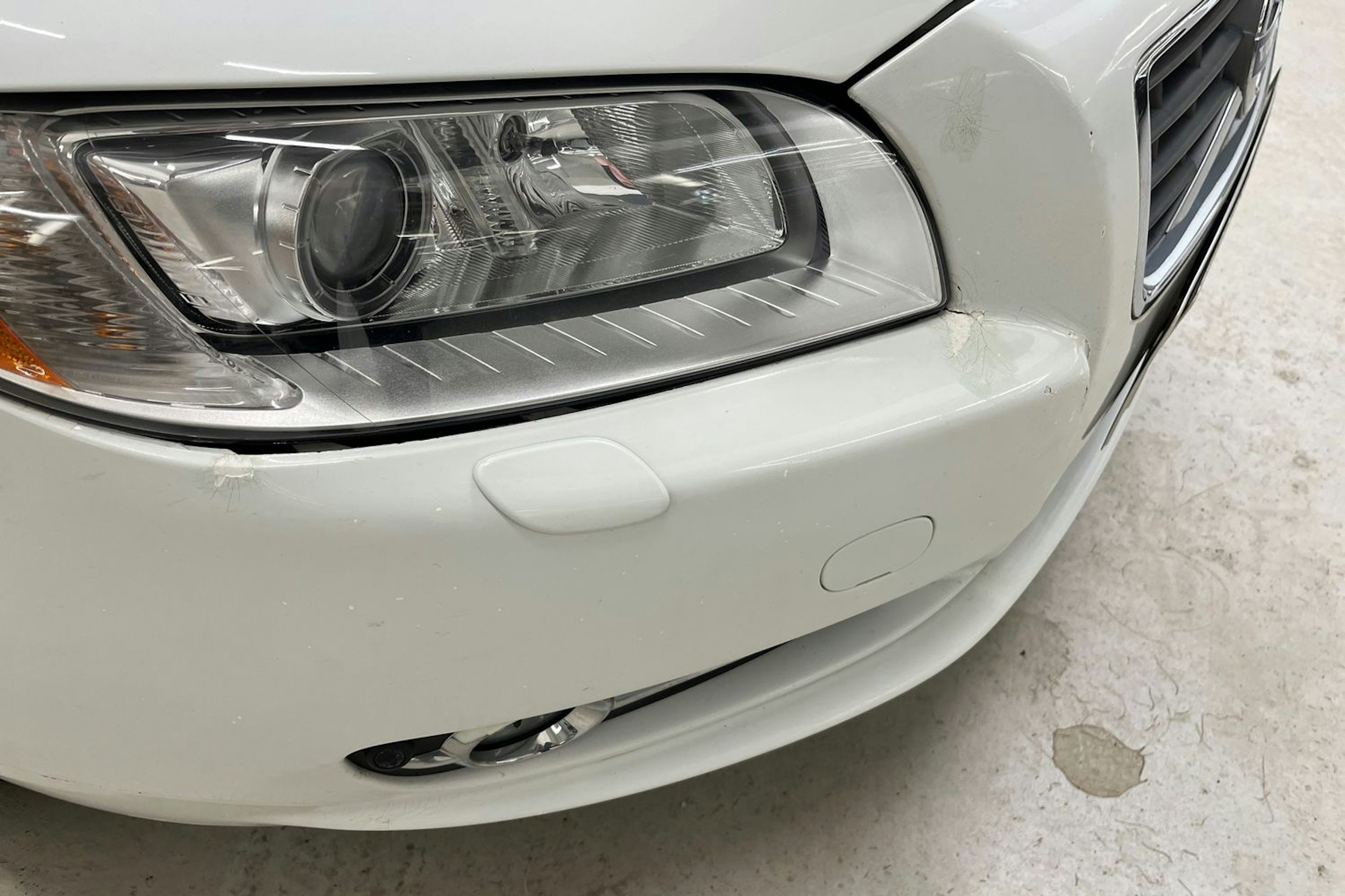 valkoinen Volvo S80 2012 kuva 22.