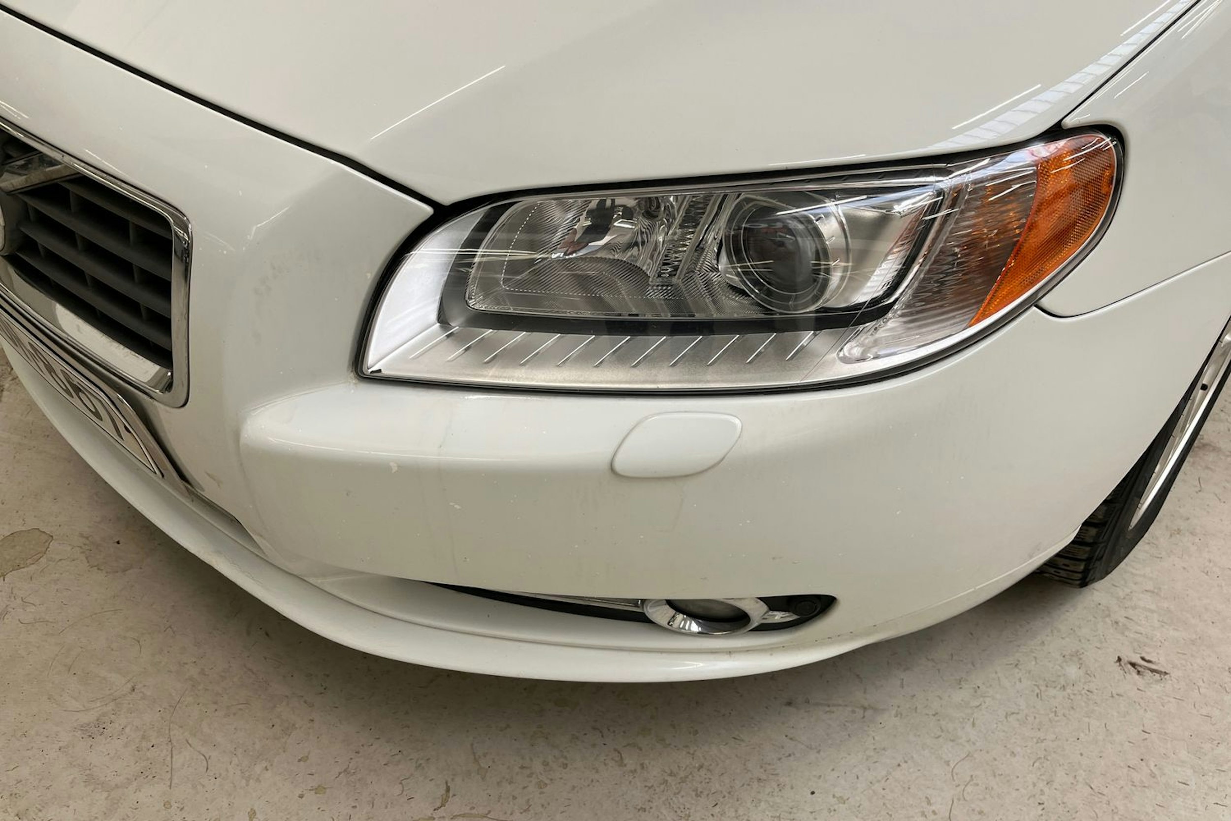 valkoinen Volvo S80 2012 kuva 23.