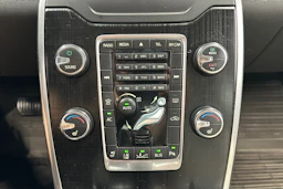 musta Volvo S80 2012 kuva 16.
