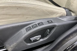 musta Volvo S80 2012 kuva 23.