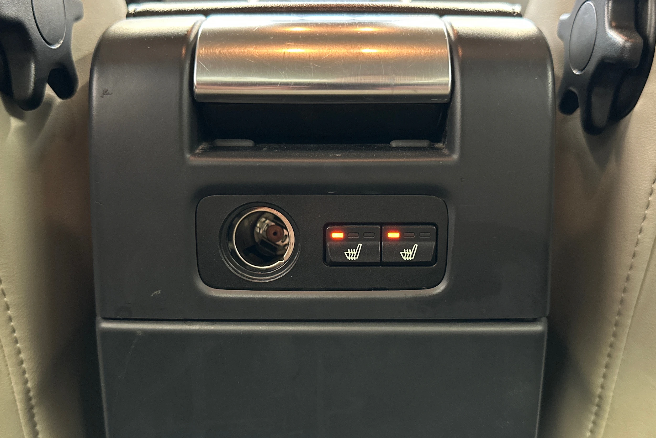musta Volvo S80 2012 kuva 24.