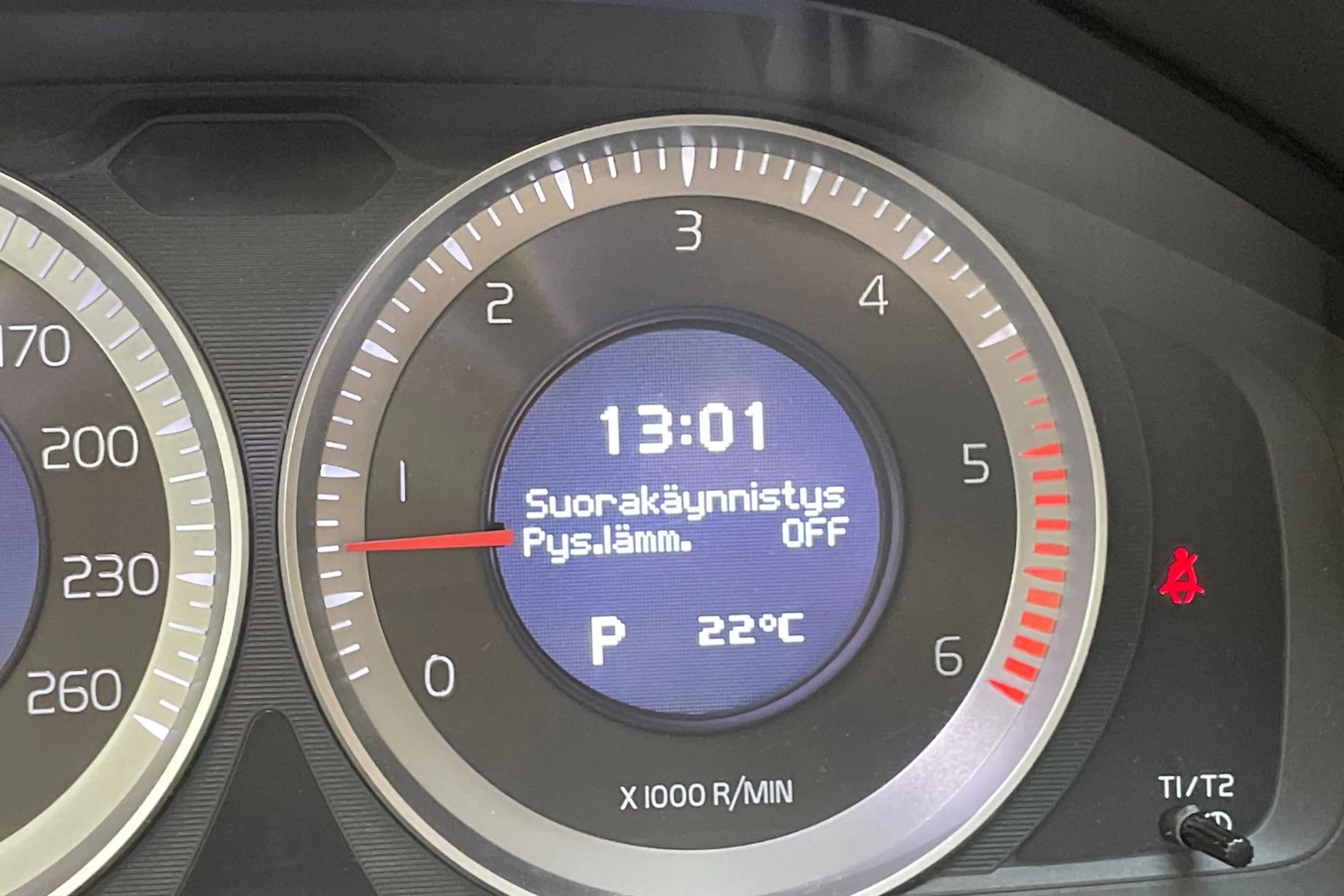 musta Volvo S80 2013 kuva 18.