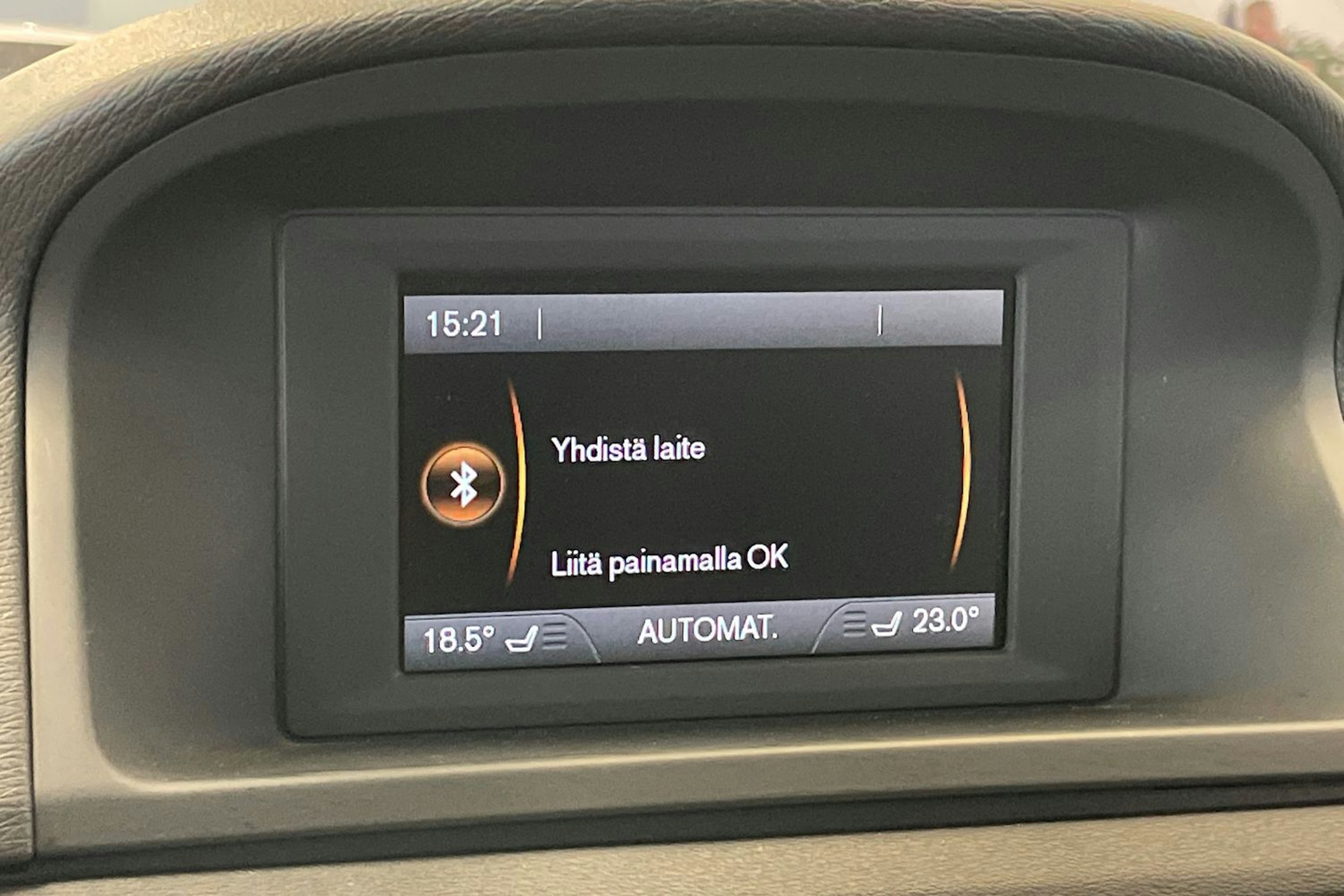 harmaa Volvo S80 2014 kuva 17.