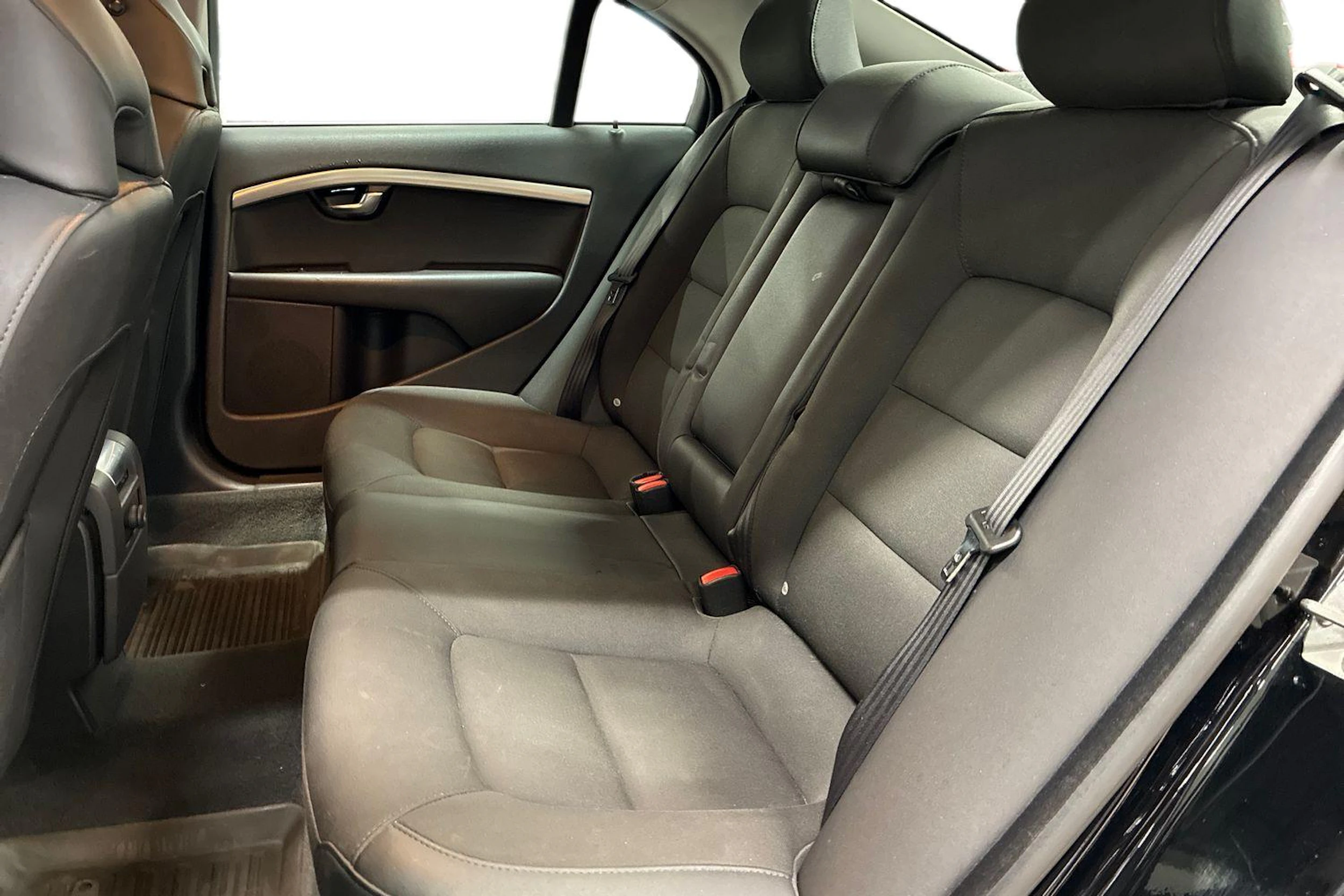 musta Volvo S80 2014 kuva 8.