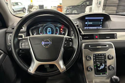 musta Volvo S80 2014 kuva 11.
