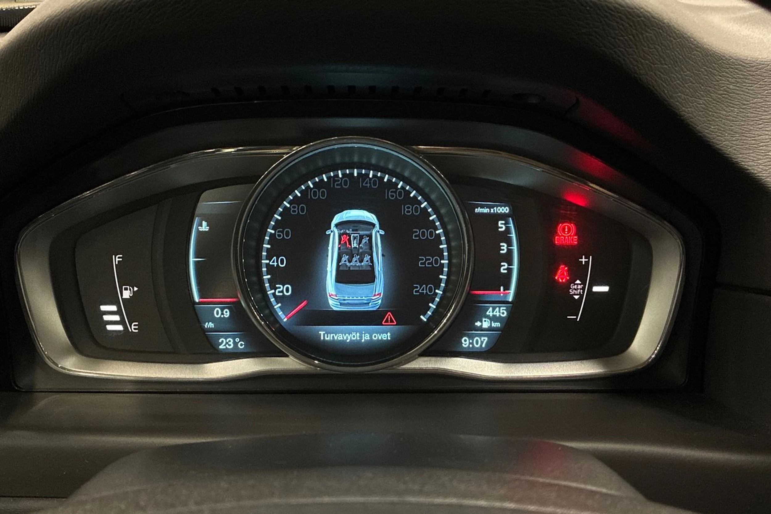 musta Volvo S80 2014 kuva 12.