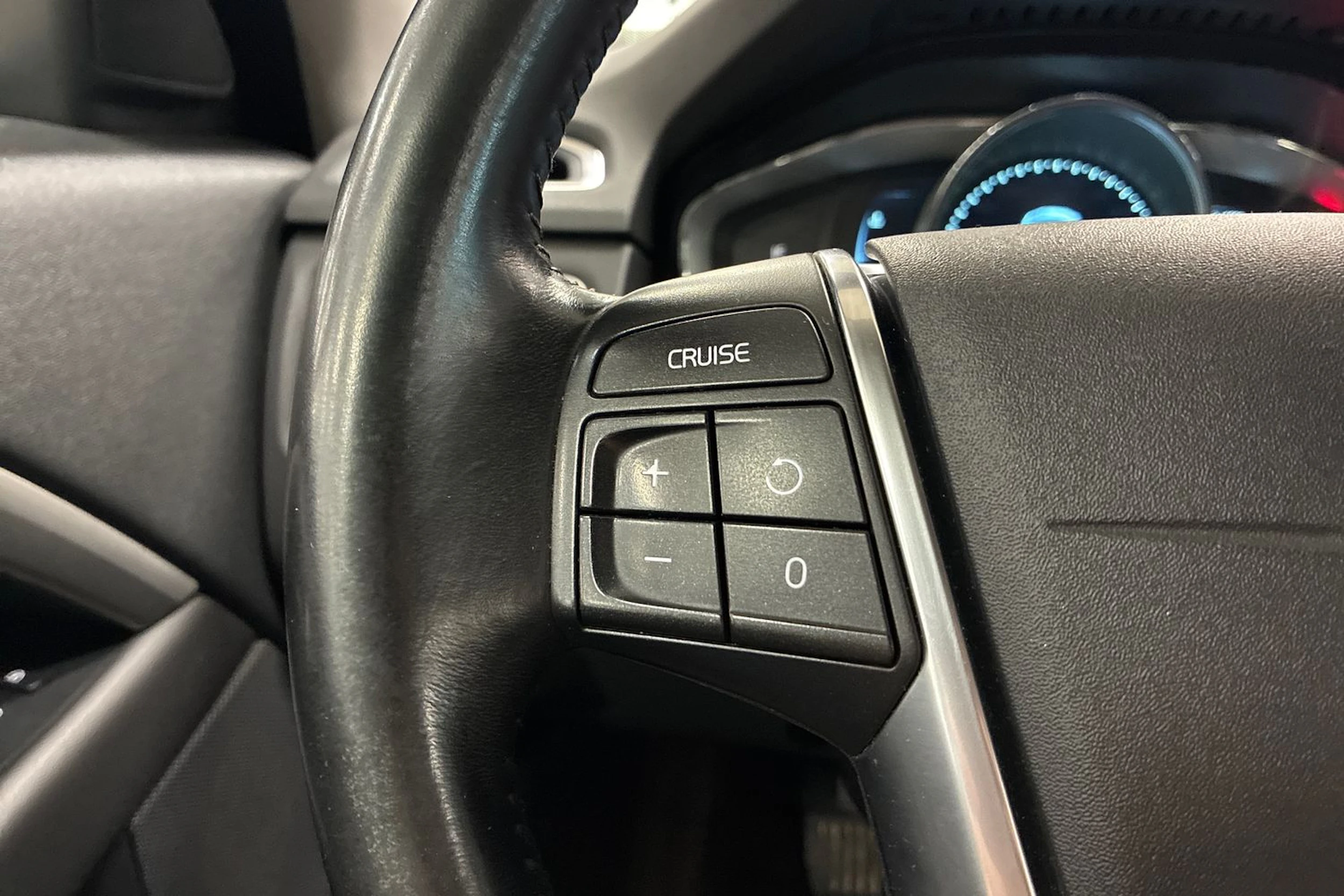 musta Volvo S80 2014 kuva 13.
