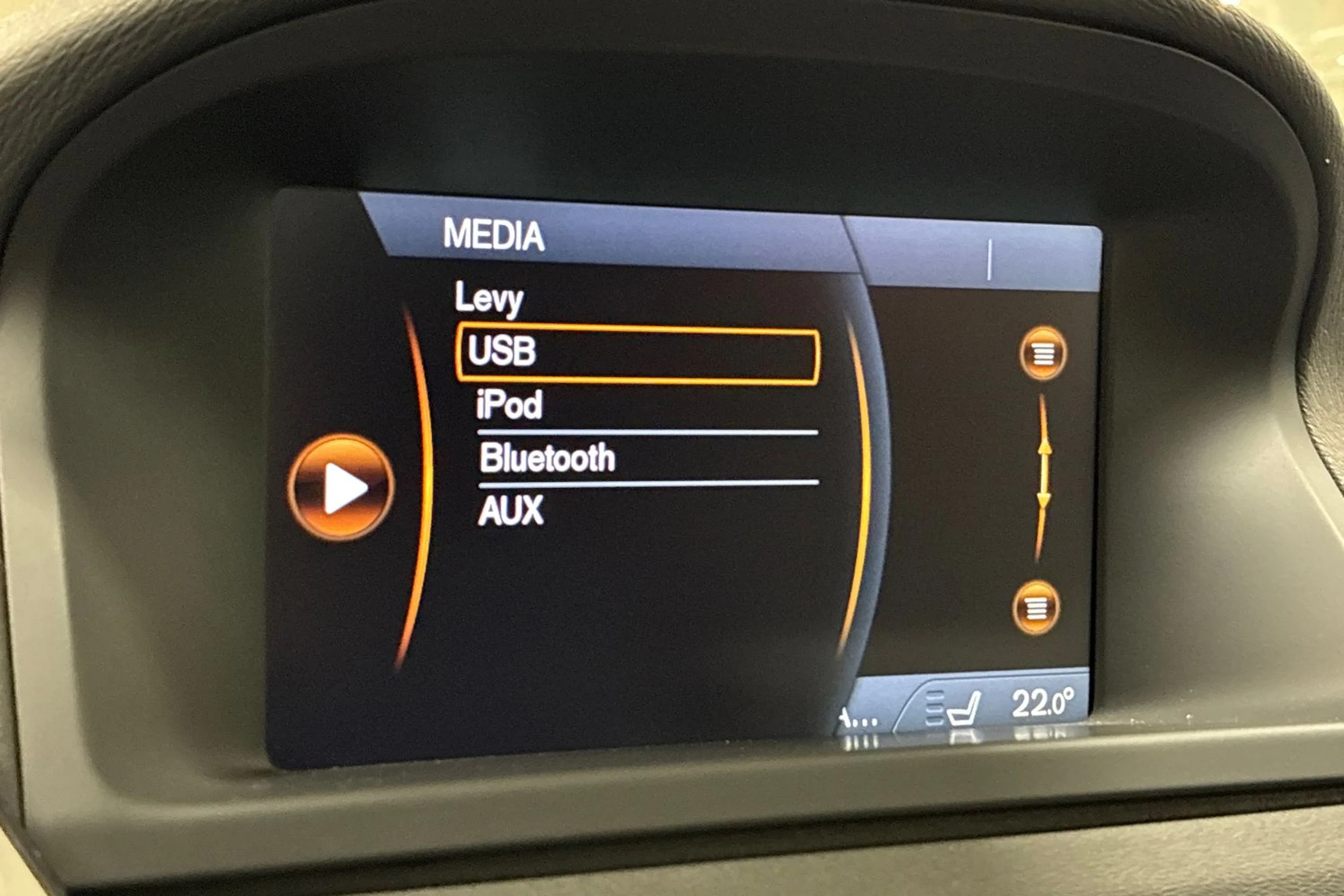 musta Volvo S80 2014 kuva 18.