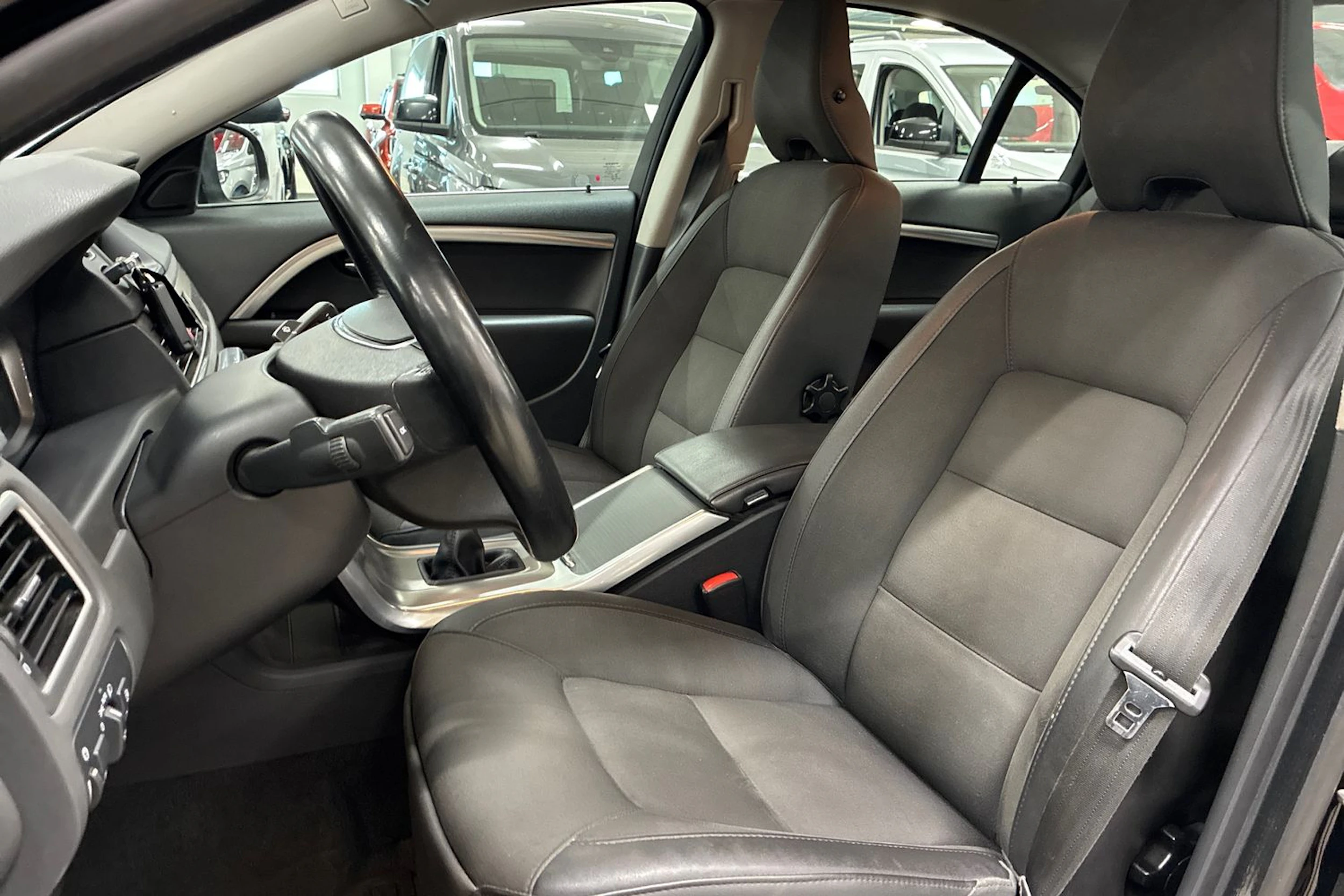 musta Volvo S80 2014 kuva 20.