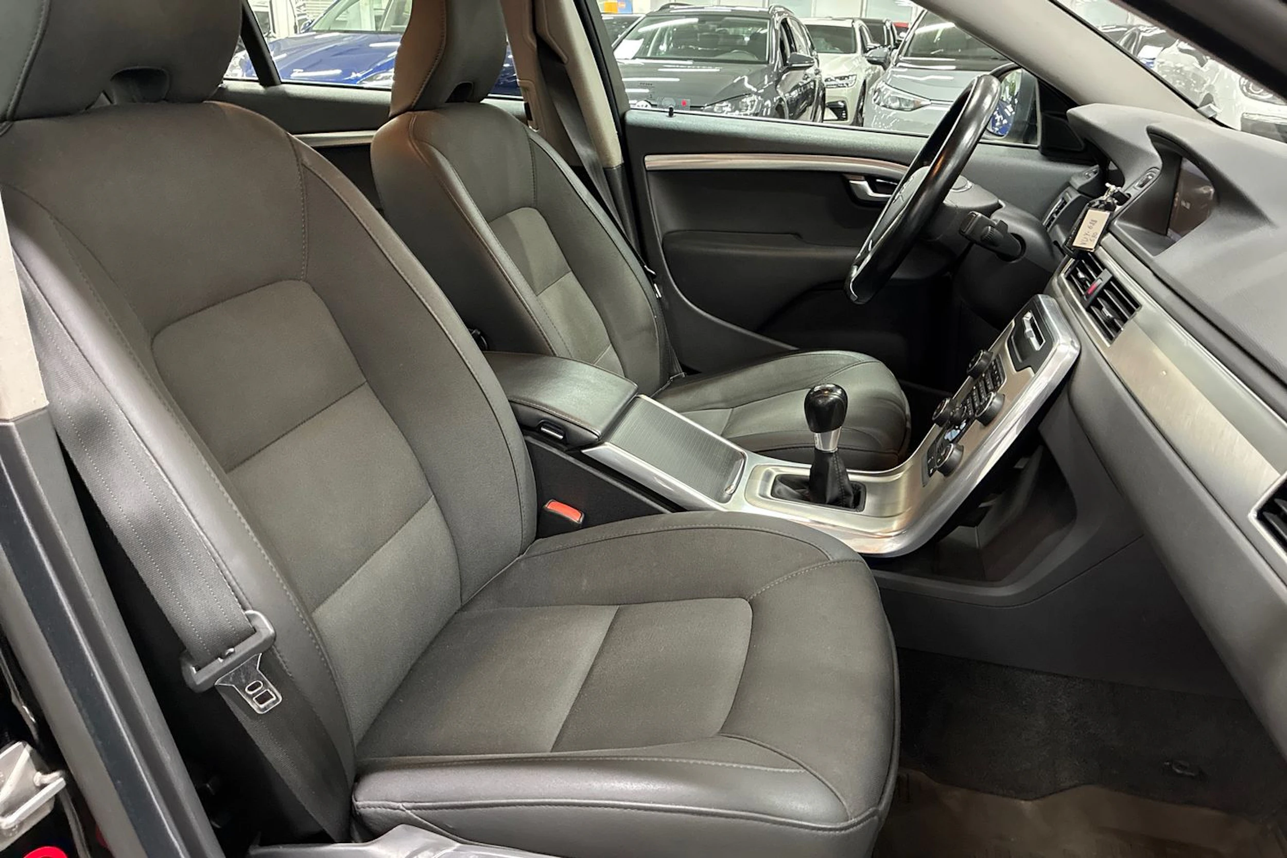 musta Volvo S80 2014 kuva 23.
