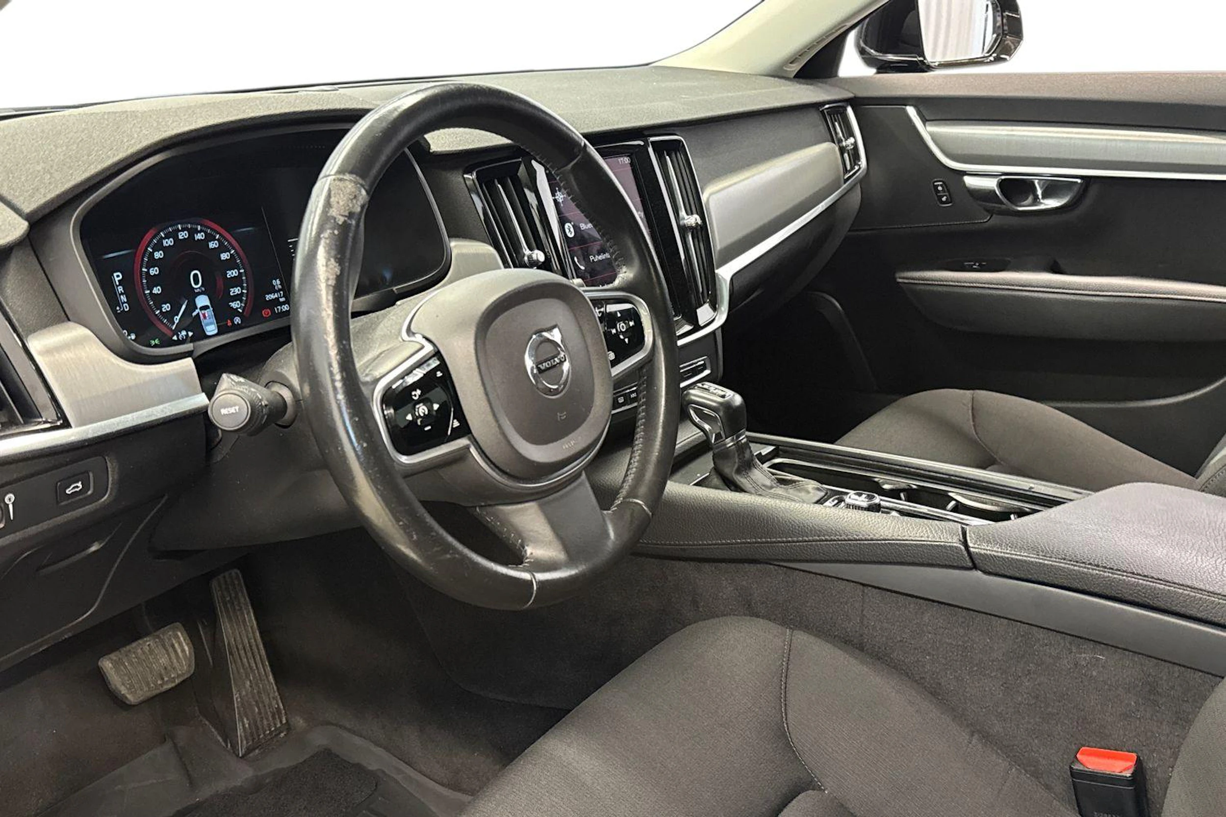 musta Volvo S90 2016 kuva 8.