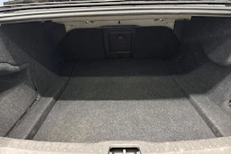 musta Volvo S90 2016 kuva 16.