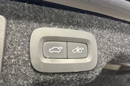 musta Volvo S90 2016 kuva 17.