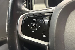 musta Volvo S90 2016 kuva 23.