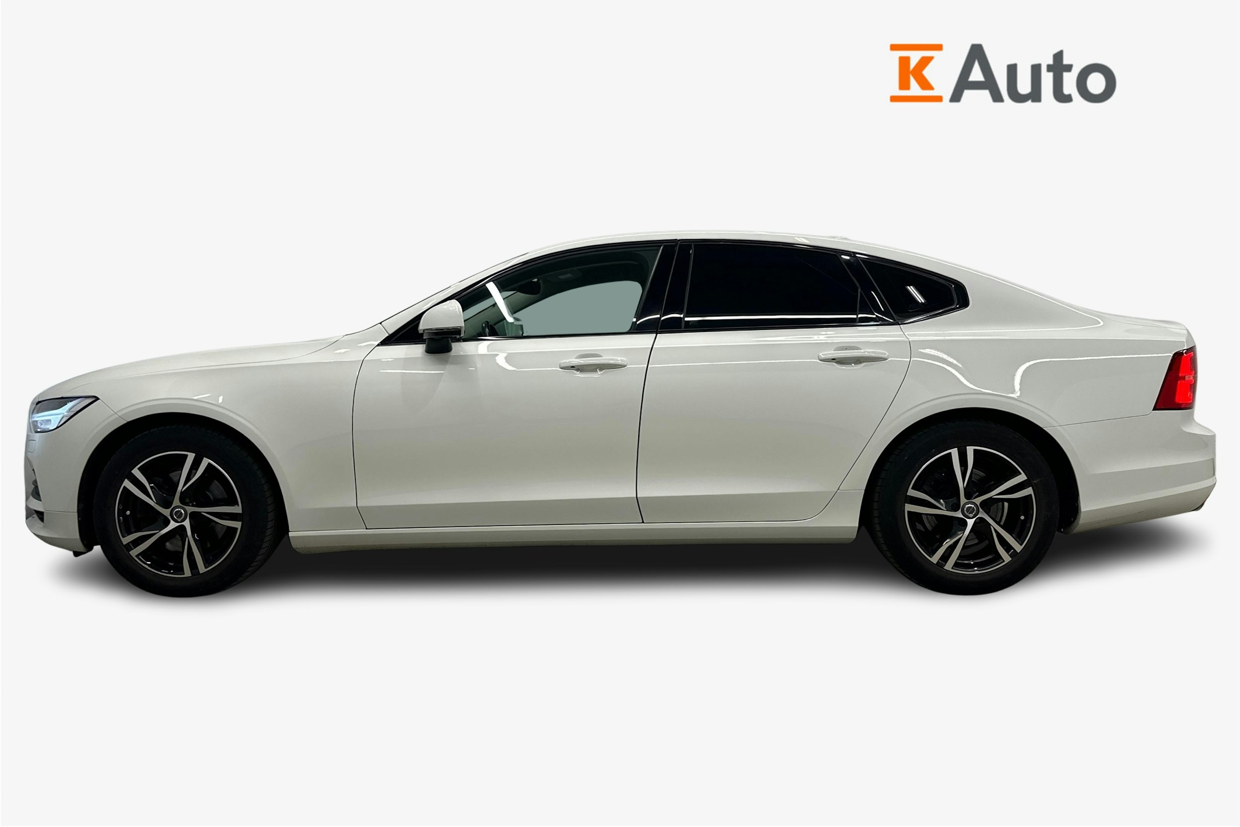 valkoinen Volvo S90 2016 kuva 5.